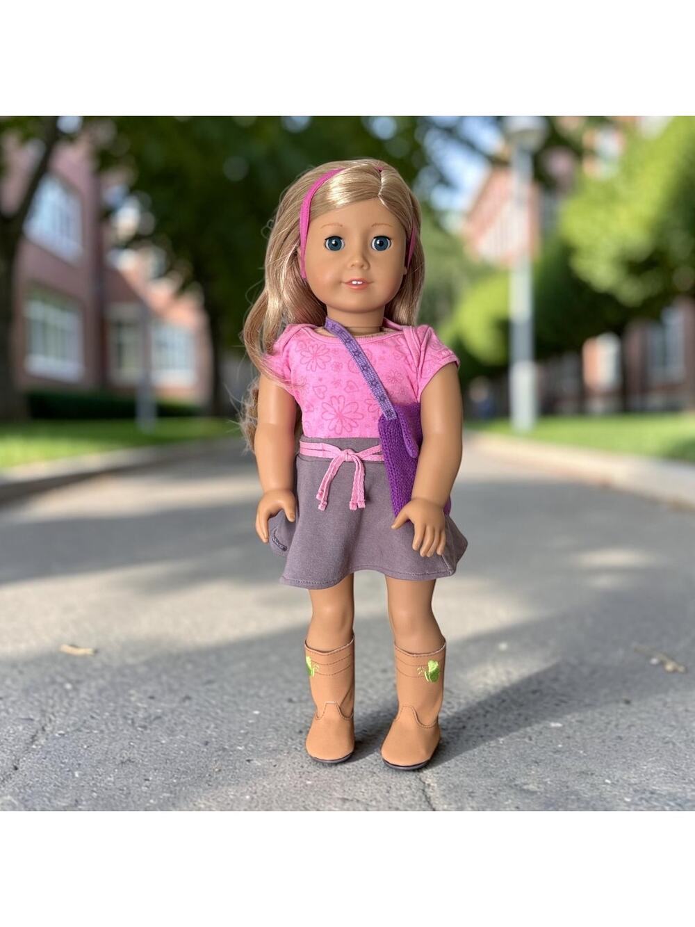 American Girl Innerstar U Blonde #27 in Box (Retired) with Clothing Lot